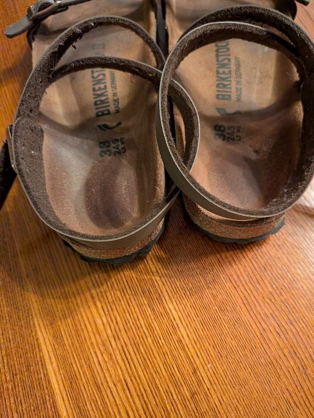 Women's Birkenstock Strappy Leather Sandals, Size 8 - Picture 4 of 5